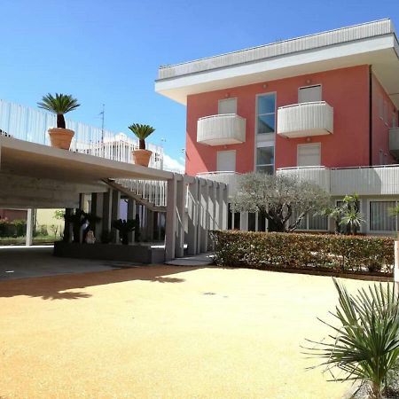 Hotel Villa Maria Caorle Exterior foto
